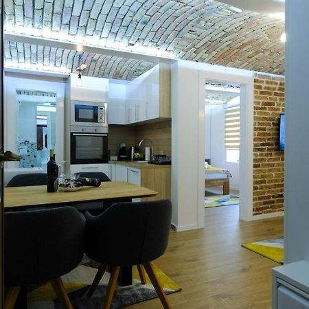 All Seasons Apartments Sarajevo With Free Parking Exteriör bild