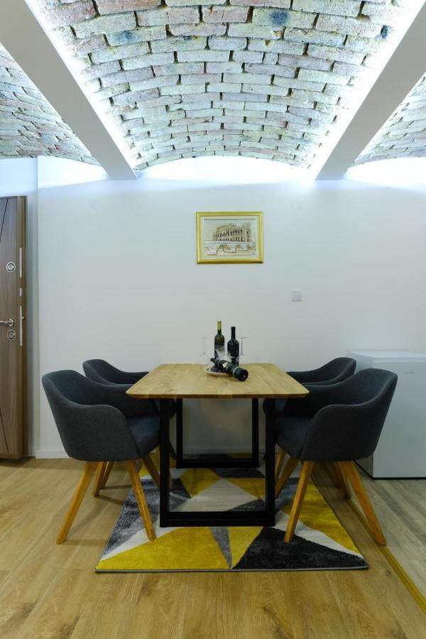 All Seasons Apartments Sarajevo With Free Parking Exteriör bild